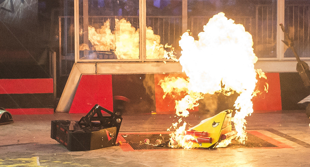 Tauron fighting Iron Awe